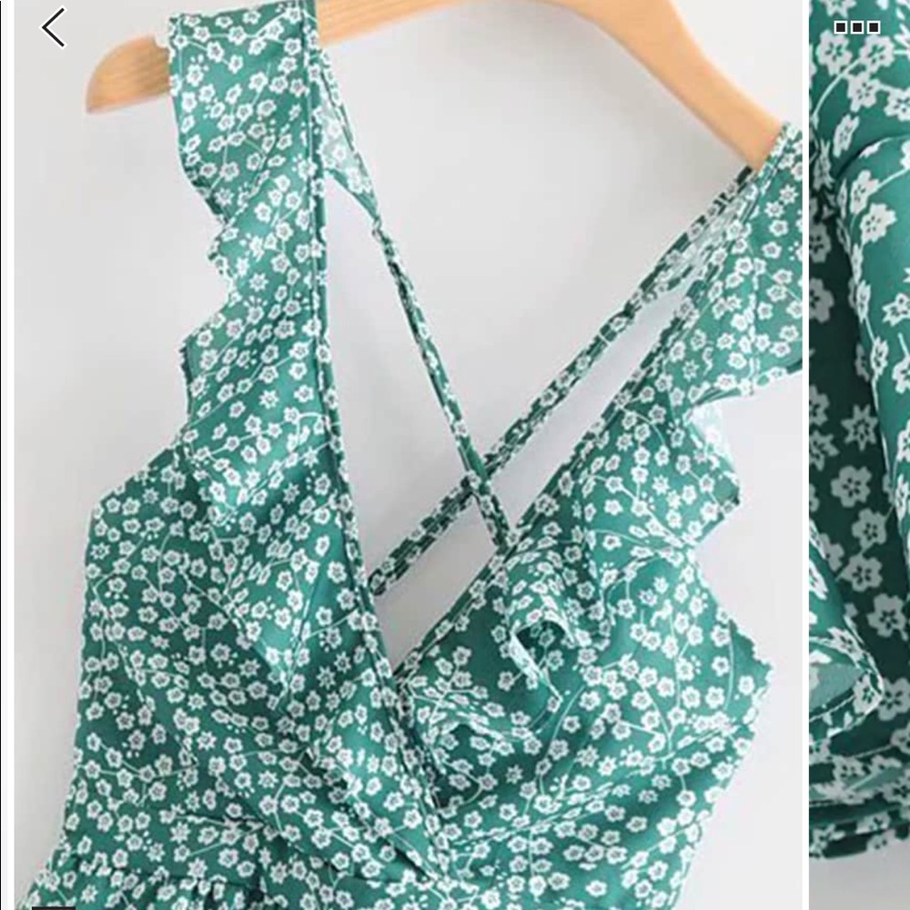 Romper - Picture 1 of 3